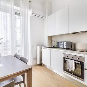Domusmi Spinoza-5 , Milano Italia
